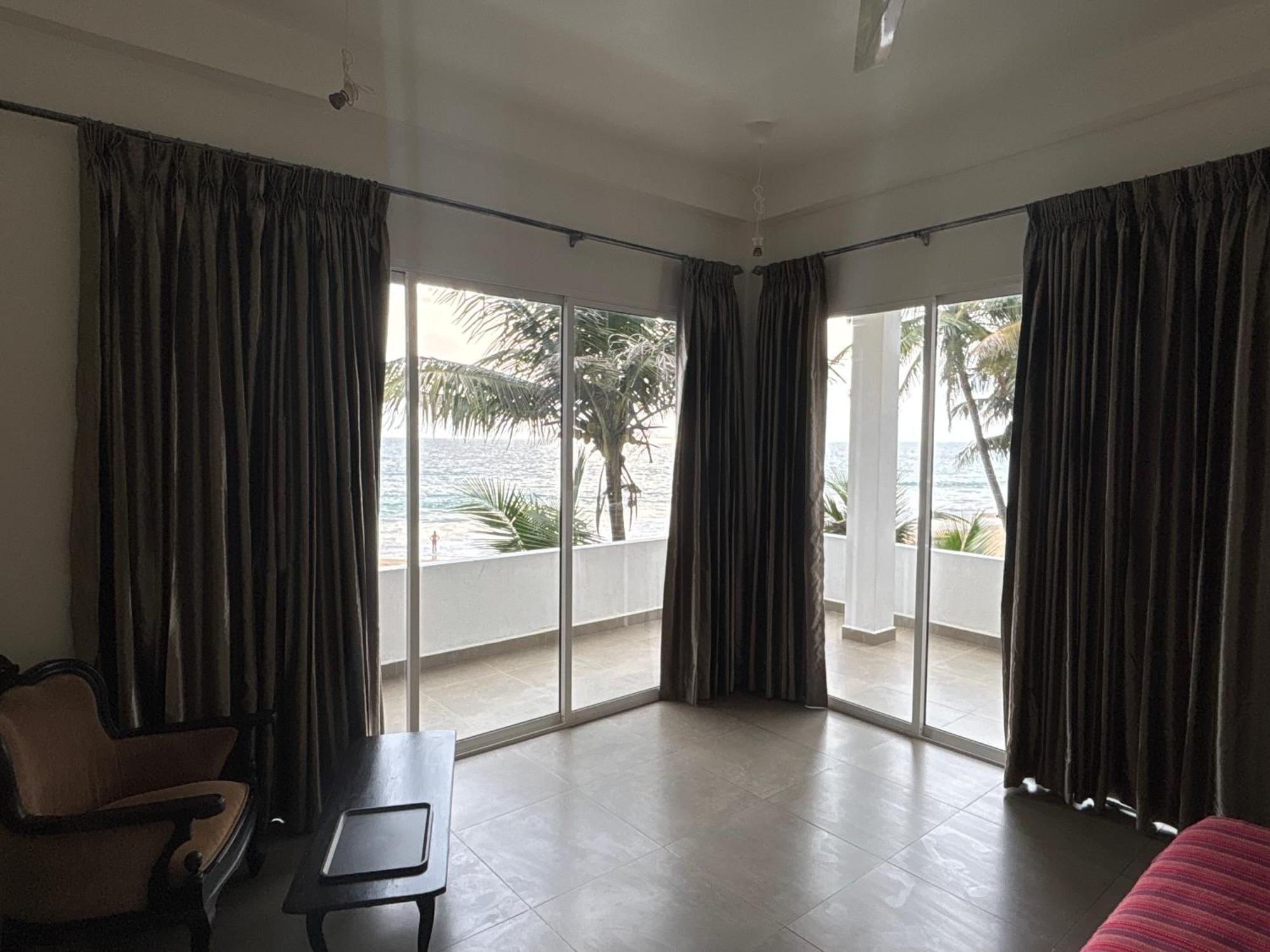Mirage Beach House At Morava Court Hikkaduwa Exteriör bild