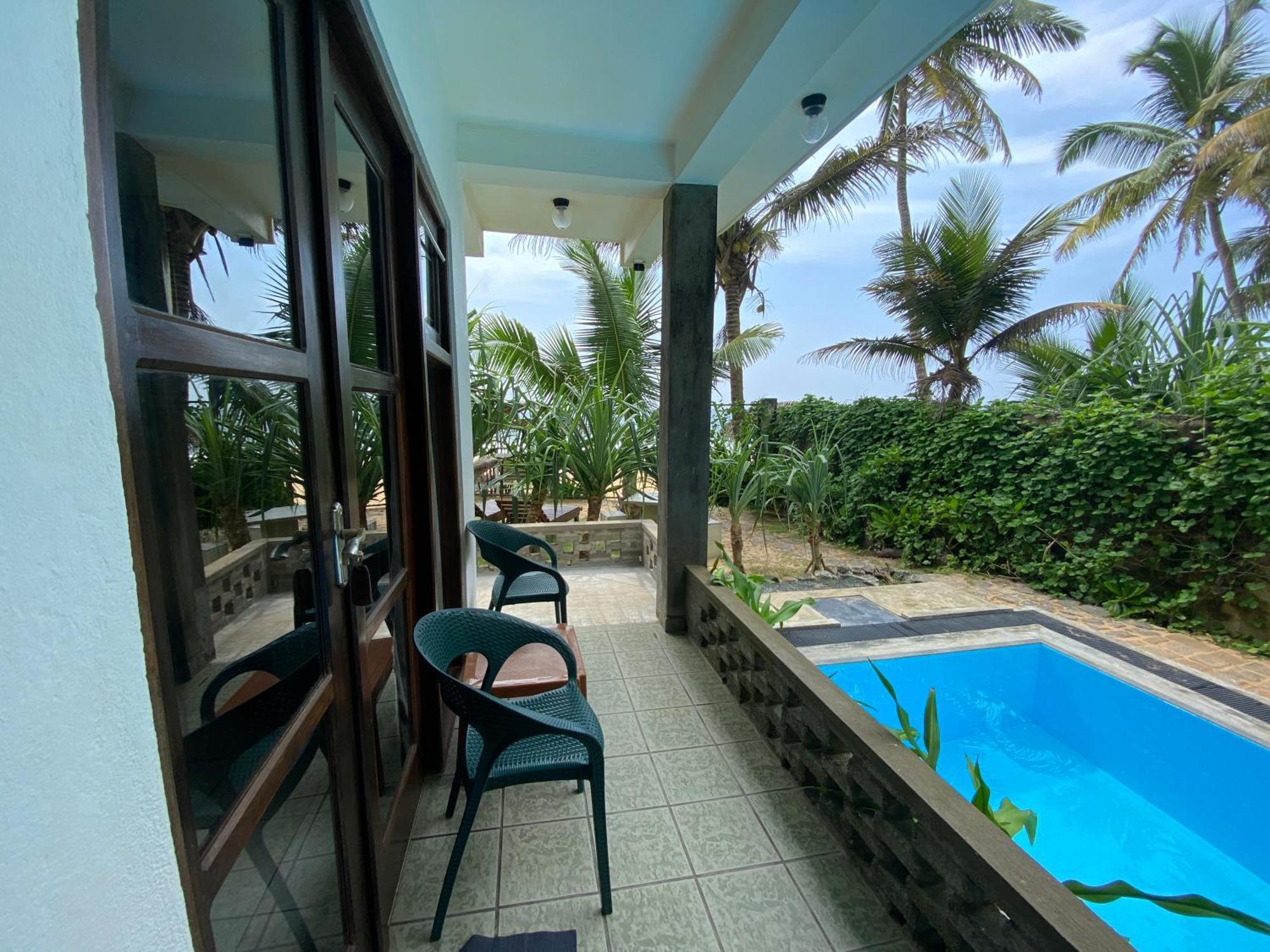 Mirage Beach House At Morava Court Hikkaduwa Exteriör bild