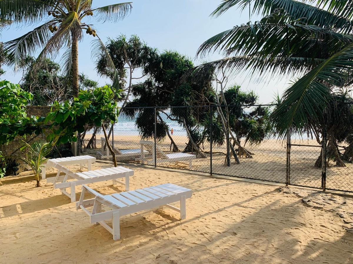 Mirage Beach House At Morava Court Hikkaduwa Exteriör bild